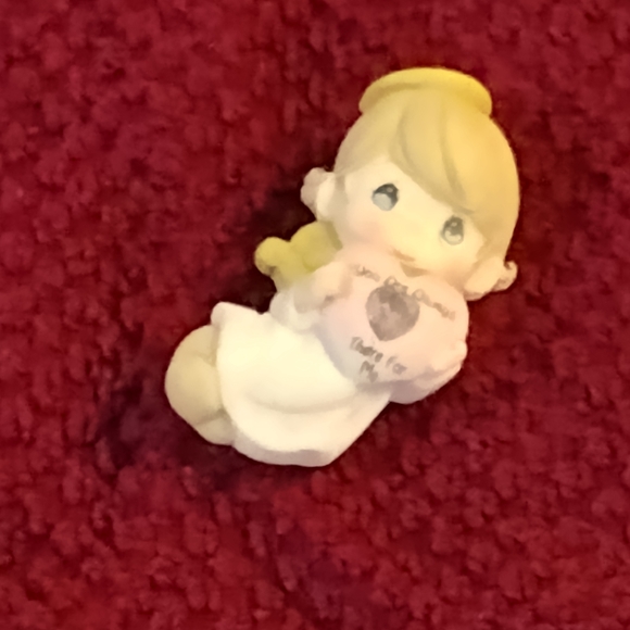 Assorted Brooch and Pin Set on Red Fabric - Picture 3 of 11